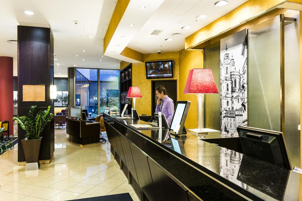 Courtyard By Marriott 4* Prague